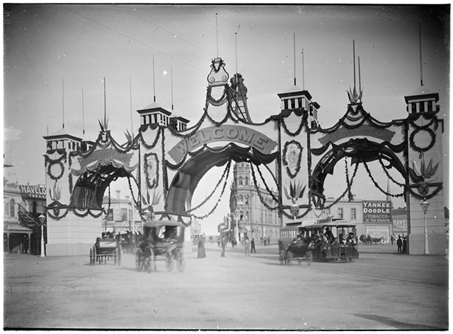 Duke and Duchess of York's Arch